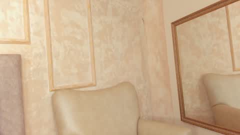 lila bailey  online show from 02/09/25, 01:55