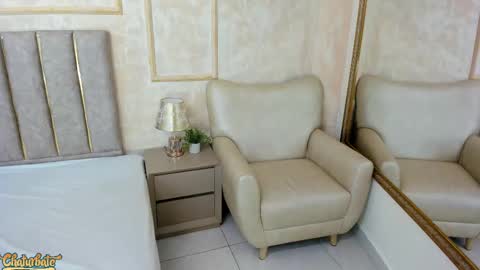 lila bailey  online show from 09/09/25, 07:46