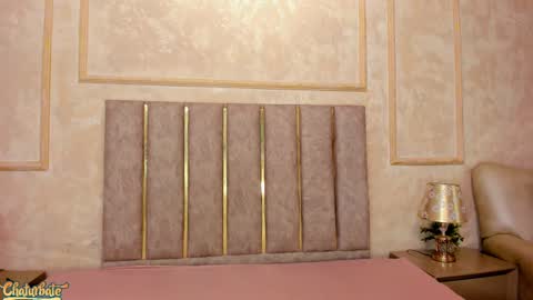 lila bailey  online show from 09/17/25, 07:59