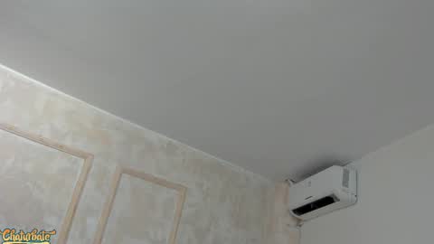 lila bailey  online show from 09/25/25, 07:39