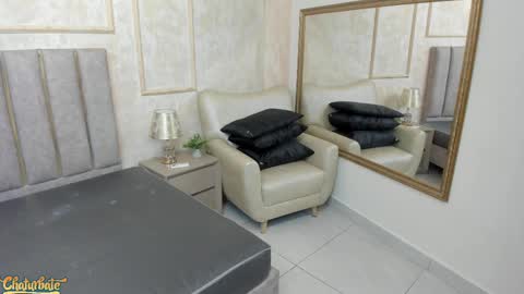 lila bailey  online show from 10/15/25, 07:36