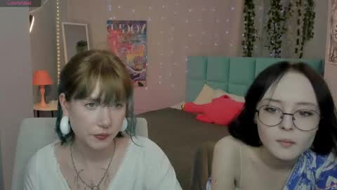 Lili online show from 05/14/26, 11:50