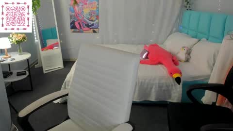 Lili online show from 06/10/26, 02:56