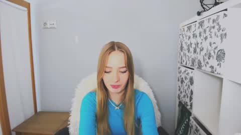 Snapshot of liladesire chatting on 12/04/24, 09:57 LiliaDesire online show from 12/04/24, 09:57