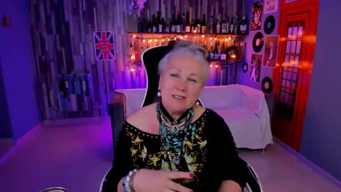 Snapshot of lilamaharani chatting on 06/08/26, 01:00 lilamaharani online show from 06/08/26, 01:00