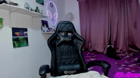 Snapshot of lilamonroe_ chatting on 02/10/26, 06:28 Lila 3 online show from 02/10/26, 06:28