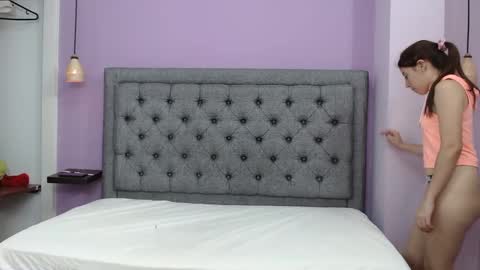 Lilasuni online show from 12/10/24, 02:39