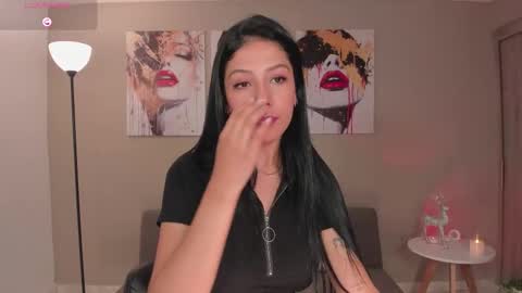 Lila West online show from 11/12/25, 02:17