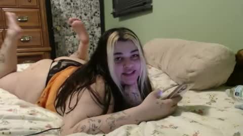 Snapshot of lilcandybits chatting on 02/08/25, 03:30 candy online show from 02/08/25, 03:30