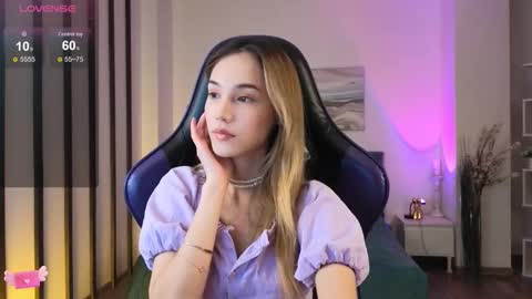 Hi im Yuki online show from 11/11/25, 10:59