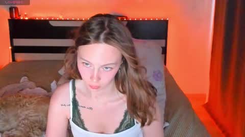 Snapshot of lilemma19 chatting on 07/22/26, 01:52 lilemma19 online show from 07/22/26, 01:52