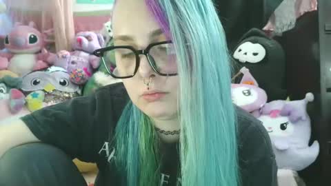 Snapshot of lilemmy1999 chatting on 02/24/25, 08:03 emily ryanson online show from 02/24/25, 08:03