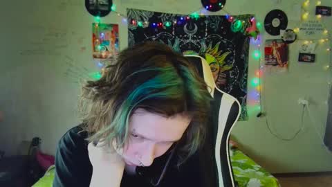 Lil online show from 11/20/25, 11:43