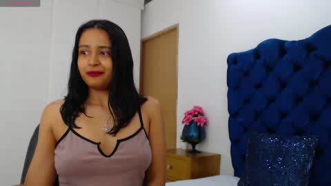 Lili online show from 05/12/26, 03:25