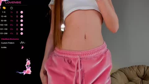 lili__roze_ online show from 03/09/25, 09:46