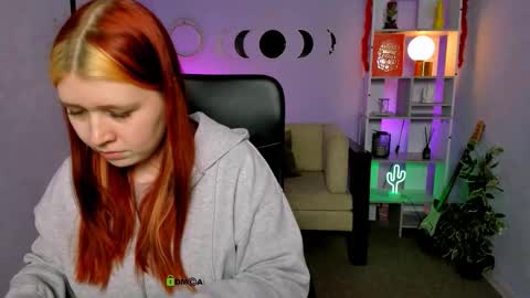 Snapshot of lili_blake_ chatting on 03/18/26, 01:14 Lili online show from 03/18/26, 01:14