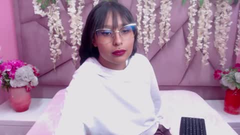 LILI CANDIES online show from 09/24/25, 01:14