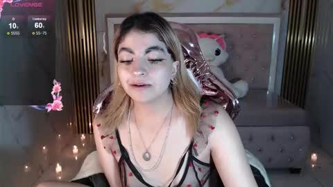 Snapshot of lili_conor_s chatting on 09/16/25, 03:51 Lili online show from 09/16/25, 03:51