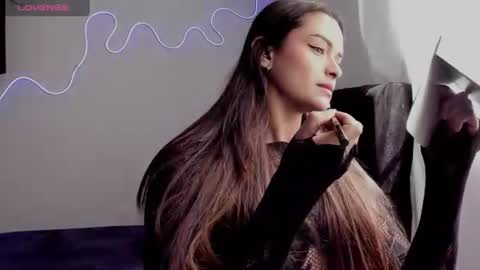 lili_evanss online show from 06/20/26, 03:37
