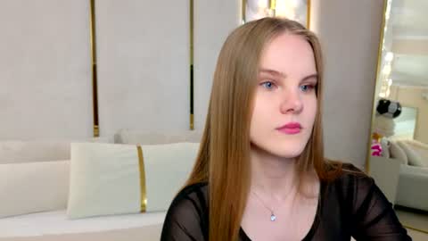 Snapshot of lili_lohan chatting on 07/03/26, 05:14 lili_lohan online show from 07/03/26, 05:14