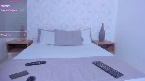 SALOME online show from 02/12/25, 04:44