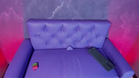 Snapshot of lili_milk20 chatting on 10/01/25, 07:20 Lili online show from 10/01/25, 07:20