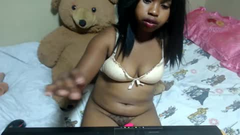 liliah online show from 01/14/25, 08:15