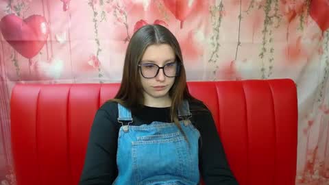 Snapshot of lilianashine chatting on 04/23/26, 05:08 lilianashine online show from 04/23/26, 05:08