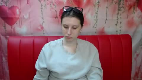 Snapshot of lilianashine chatting on 05/13/26, 05:16 lilianashine online show from 05/13/26, 05:16