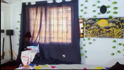 Snapshot of liliandoll chatting on 02/04/25, 09:20 yesica online show from 02/04/25, 09:20