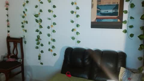 Snapshot of liliandoll chatting on 10/18/25, 08:09 yesica online show from 10/18/25, 08:09