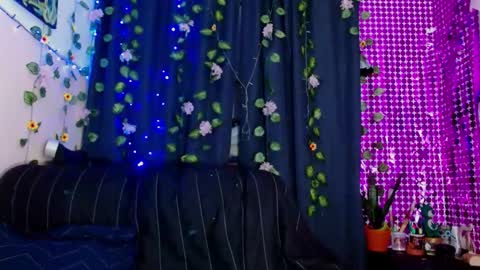 Snapshot of liliandoll chatting on 03/06/26, 01:24 yesica online show from 03/06/26, 01:24