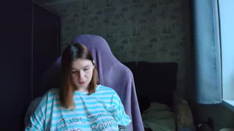 liliawoolf online show from 11/24/25, 11:10