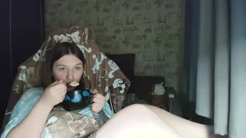 Snapshot of liliawoolf chatting on 04/02/26, 03:48 liliawoolf online show from 04/02/26, 03:48