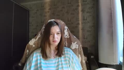 Snapshot of liliawoolf chatting on 04/13/26, 04:07 liliawoolf online show from 04/13/26, 04:07