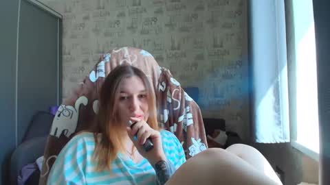 Snapshot of liliawoolf chatting on 05/05/26, 08:33 liliawoolf online show from 05/05/26, 08:33