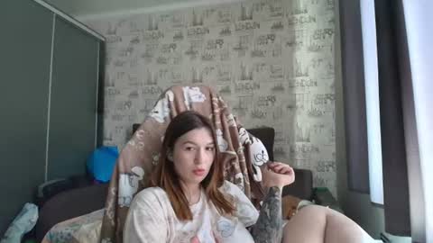 liliawoolf online show from 06/25/26, 09:14