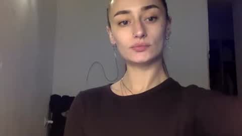 Millie online show from 02/06/26, 04:21