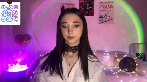 Lina online show from 04/23/26, 10:34