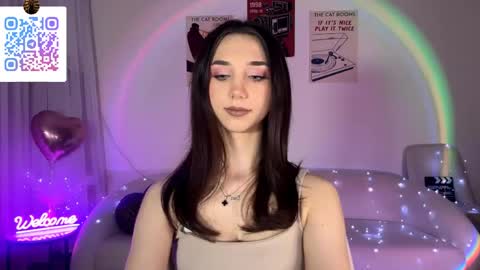 Lina online show from 05/13/26, 10:49