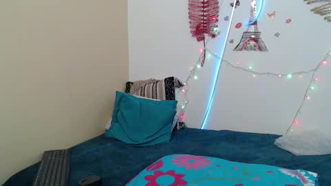 liliimilf online show from 02/11/25, 09:42