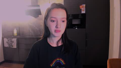 Snapshot of lililaluna chatting on 12/05/24, 02:33 ... online show from 12/05/24, 02:33