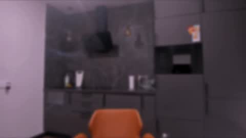 Snapshot of lililaluna chatting on 12/11/24, 01:17 ... online show from 12/11/24, 01:17