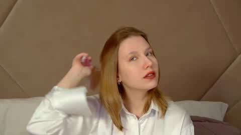 LiliLinn online show from 05/07/26, 04:40