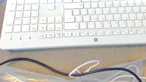 Snapshot of lilipinkette chatting on 04/17/26, 12:46 Lili online show from 04/17/26, 12:46
