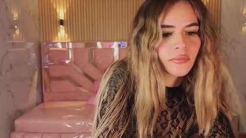 Lilith  online show from 01/09/26, 08:43