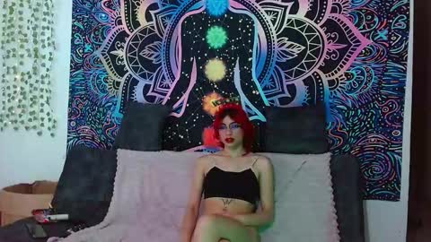 Lili  Marcus online show from 11/21/25, 09:35