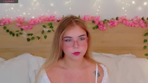 Lilith Bonheur online show from 12/04/25, 09:34