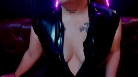 Lilith online show from 12/24/24, 06:33