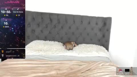 Snapshot of lilith_parker chatting on 02/16/25, 11:05 Lilith Parker online show from 02/16/25, 11:05